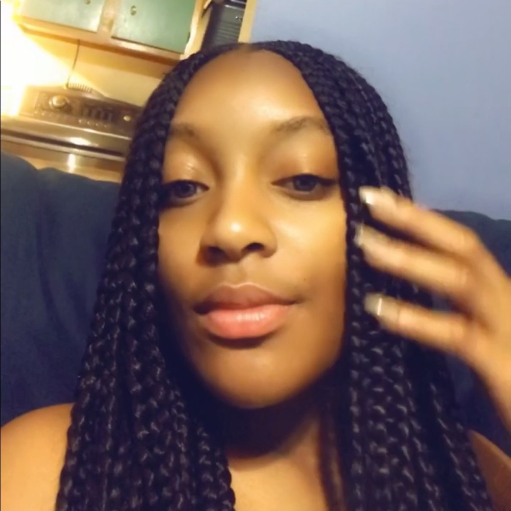 Meet your Posher, Kymesha